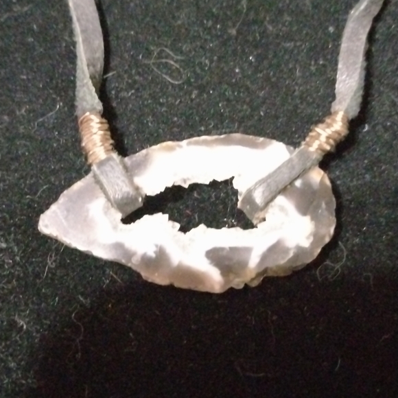 Agate slice necklace suede 16" handmade NWT (sku 553) - Picture 4 of 4